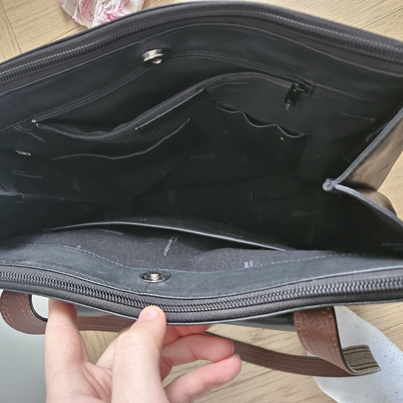 Derek Alexander Two Tone Leather Bag 2 Zip Up Compartments Built In Wallet - Picture 10 of 12